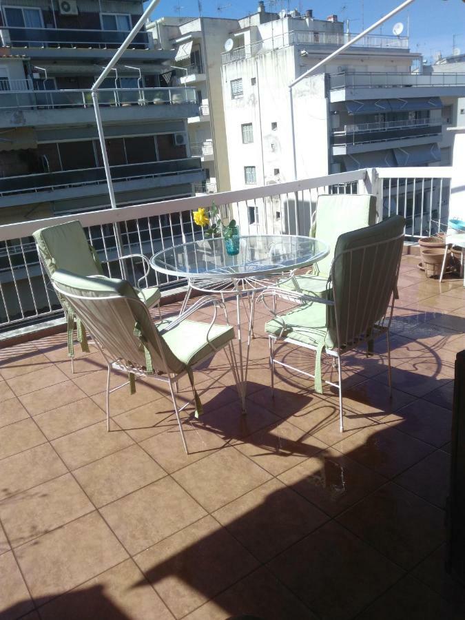 Cozy Penthouse Next To Metro Station Leilighet Thessaloníki Eksteriør bilde